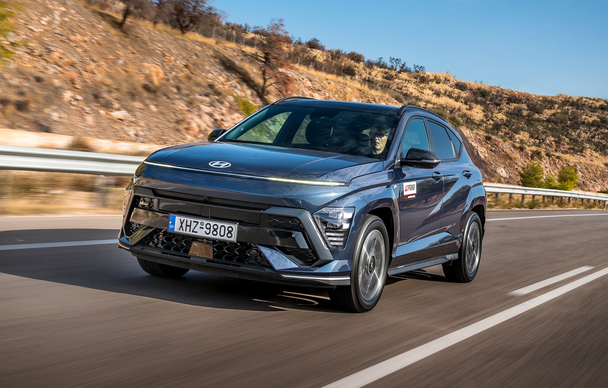 Δοκιμάζουμε το νέο Hyundai Kona 1.6 Hybrid (τιμές)