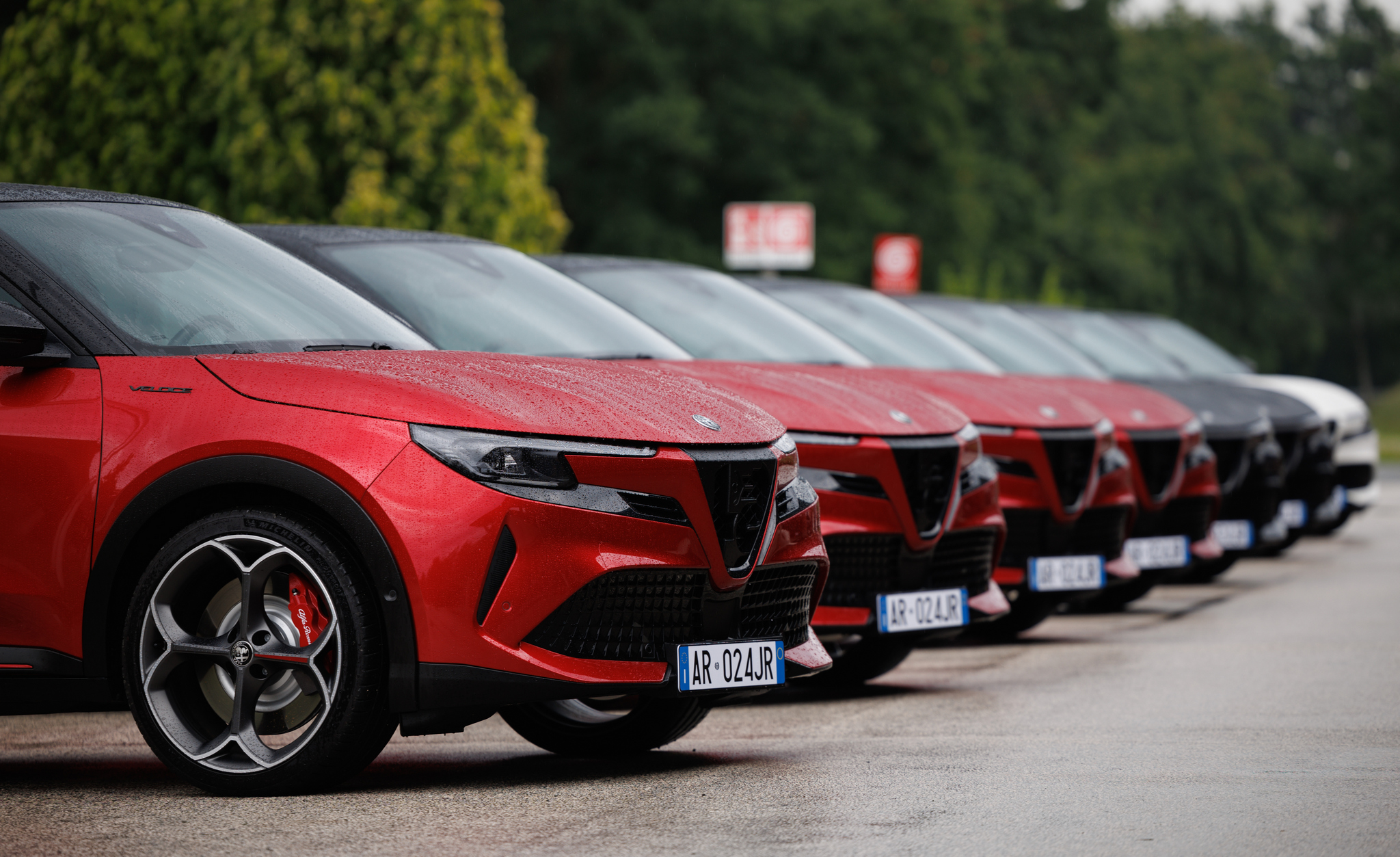 Πόσες παραγγελίες έχει ήδη η ηλεκτρική Alfa Romeo Junior;