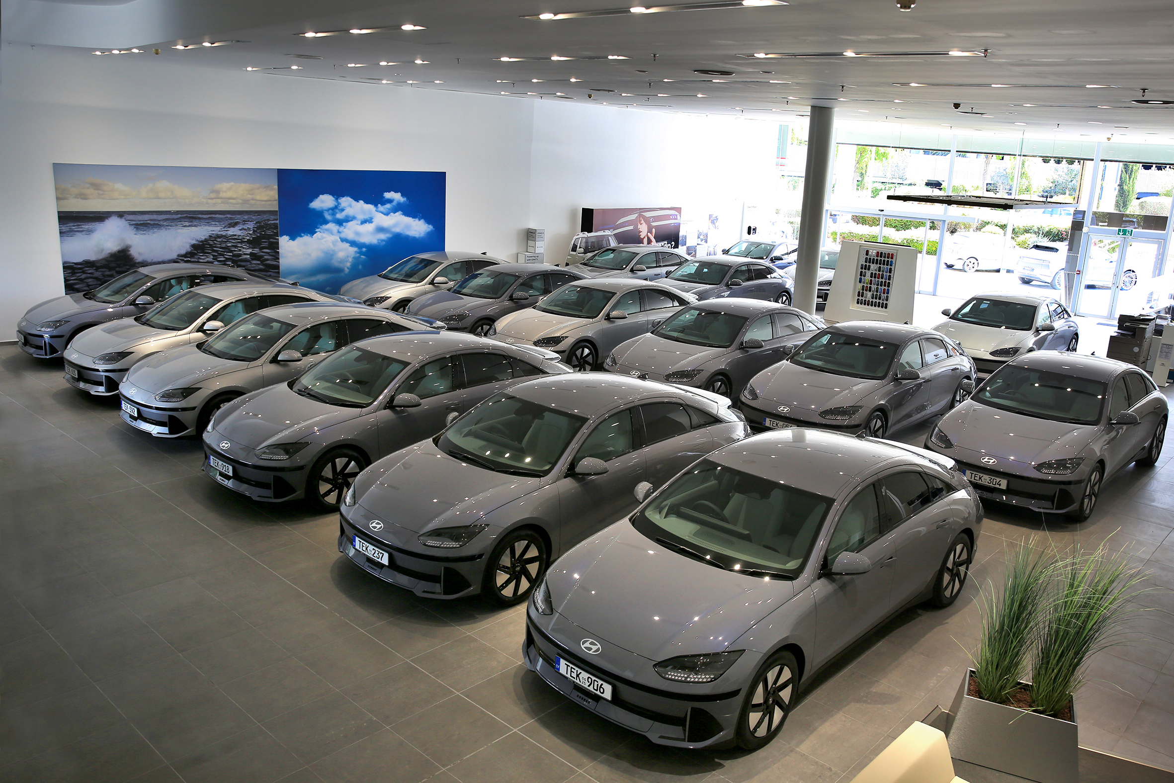 Στόλος από 24 ηλεκτρικά Hyundai IONIQ 6 στους δρόμους της Κύπρου