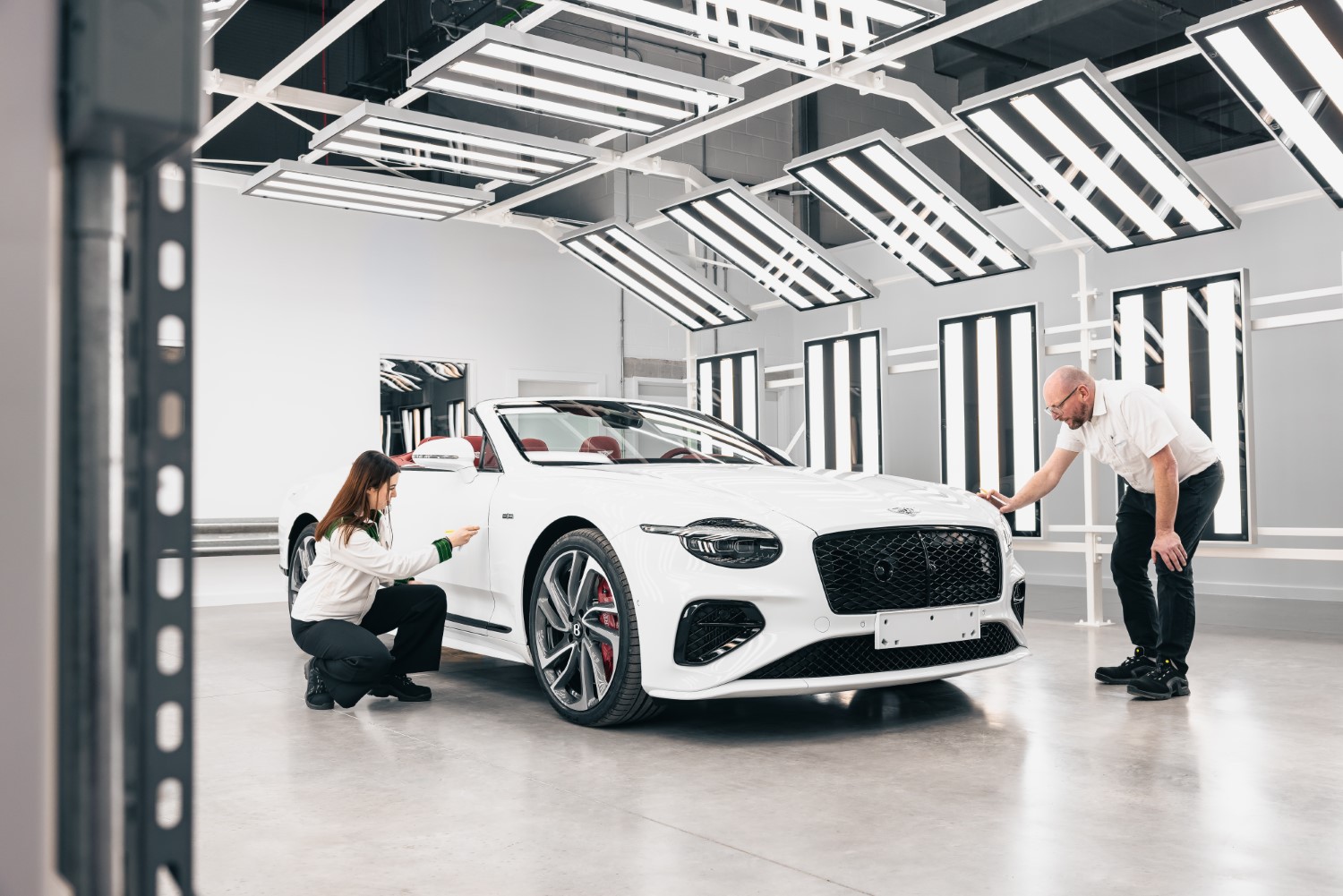 H Bentley εγκαινίασε ένα σύγχρονο Κέντρο Αριστείας για την Ποιότητα Παραγωγής