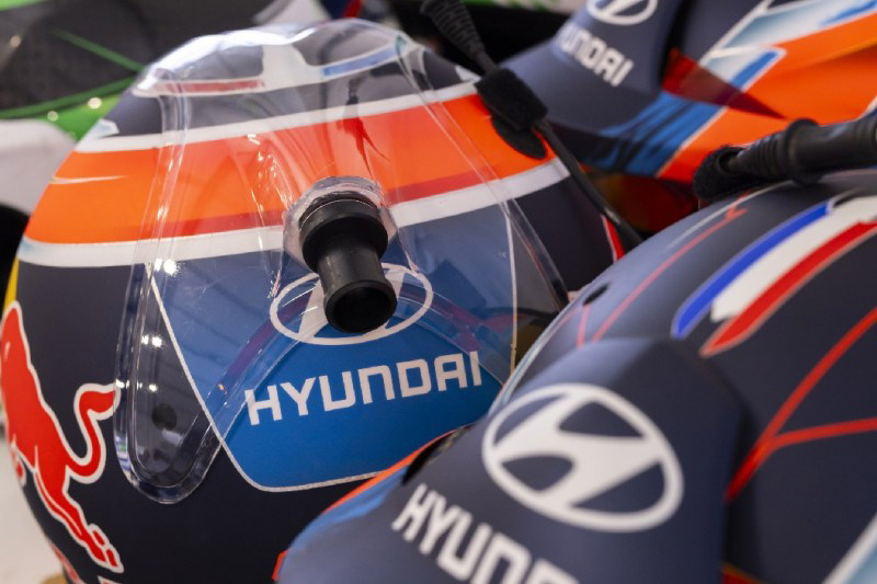 Η λύση της Hyundai στη ζέστη του Ακρόπολις
