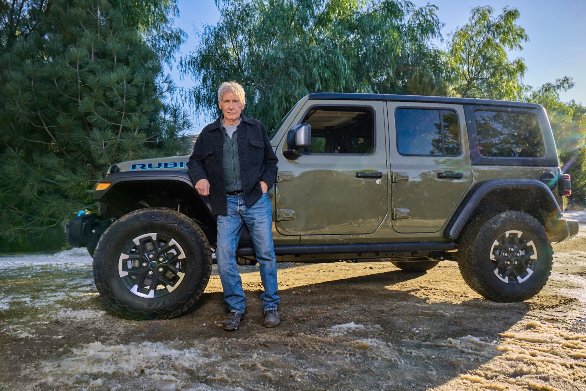 Ford οδηγεί Jeep και προκαλεί πανικό (video)