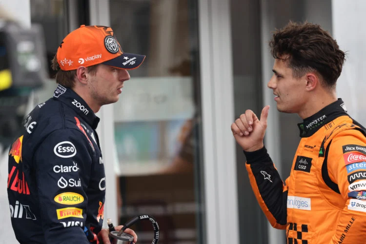O Norris επιτίθεται στον Verstappen
