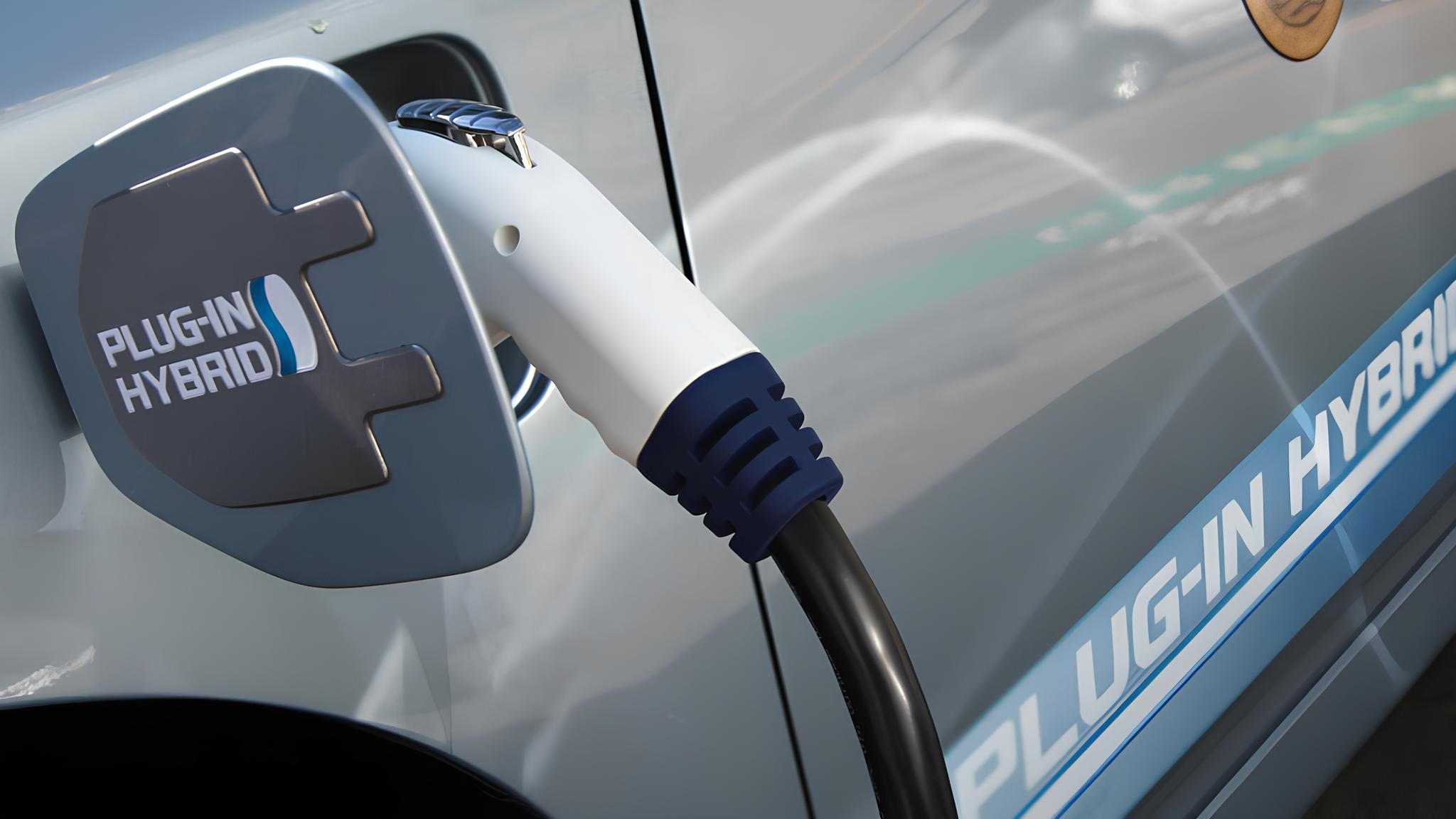 Η Ευρώπη «σκοτώνει» τα PHEV;
