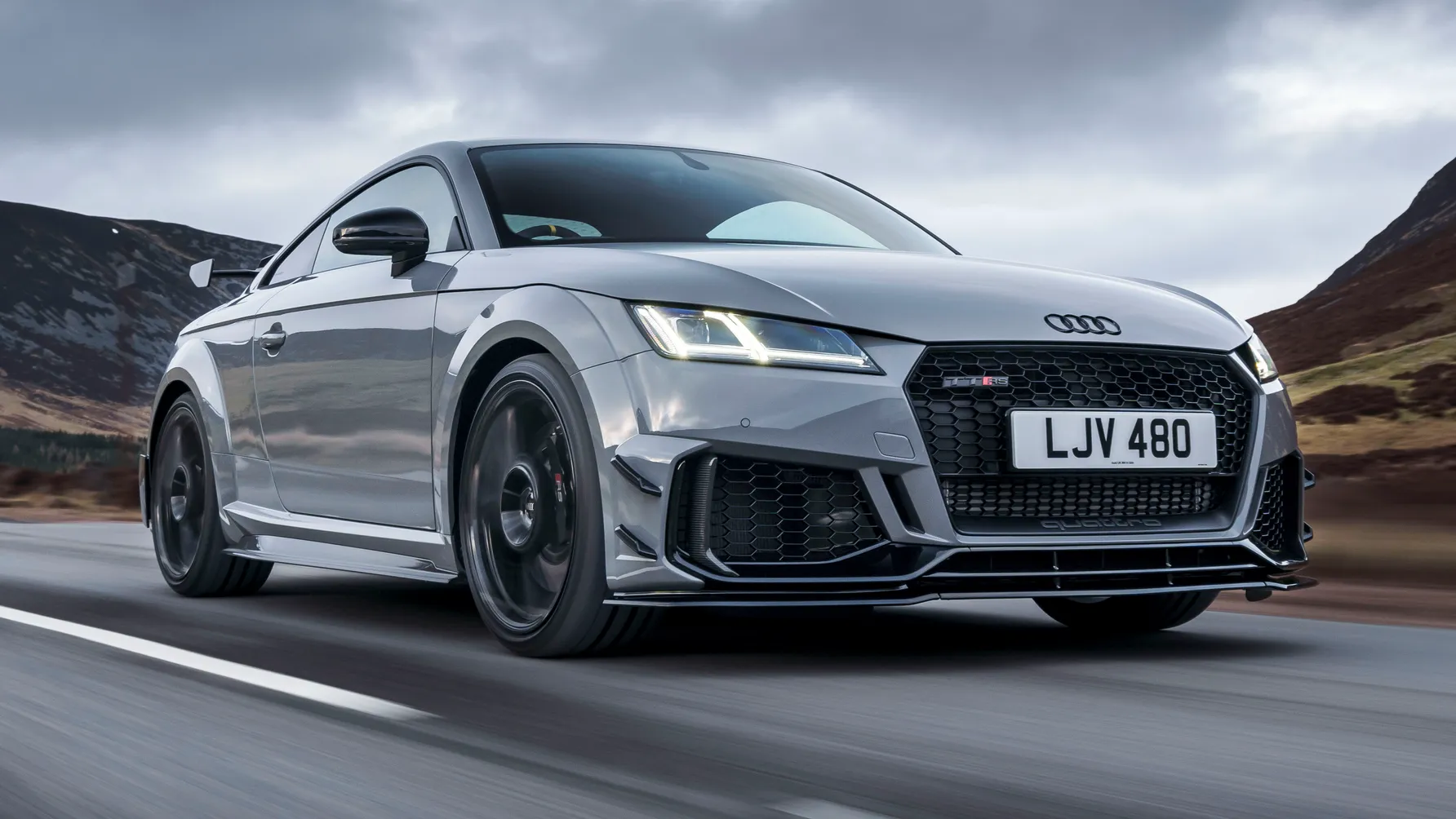 Επιστροφή για το Audi ΤΤ με τεχνολογία Porsche και 1000hp