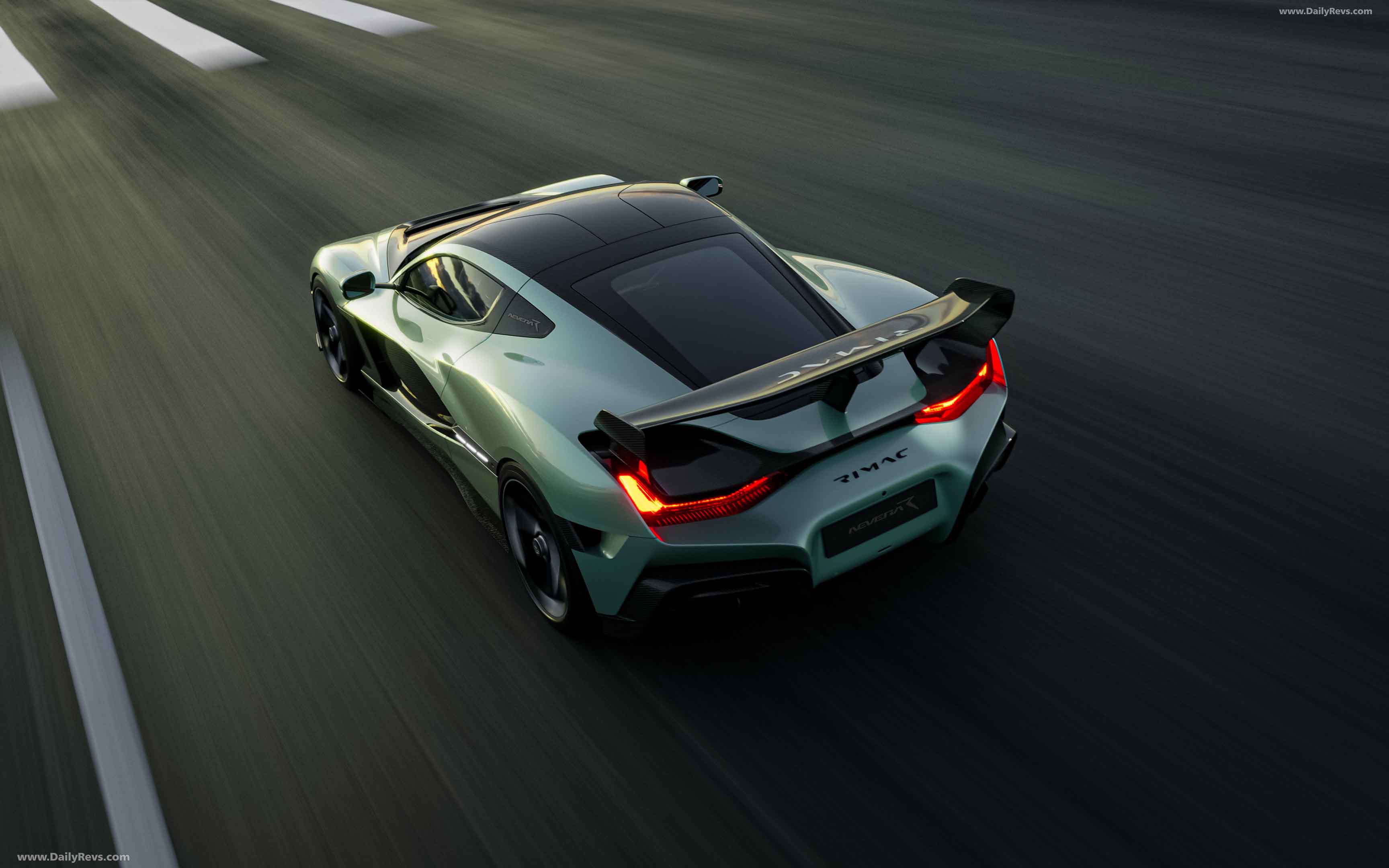 Rimac Nevera R: Το ταχύτερο ηλεκτρικό υπεραυτοκίνητο σπάει κάθε ρεκόρ