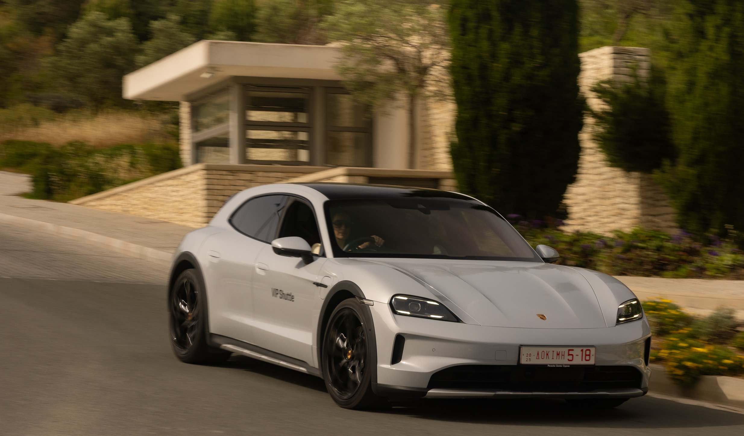Porsche Κύπρου και το Minthis Ενώνουν τις Δυνάμεις τους σε μια Ξεχωριστή Συνεργασία Πολυτέλειας και Απόδοσης